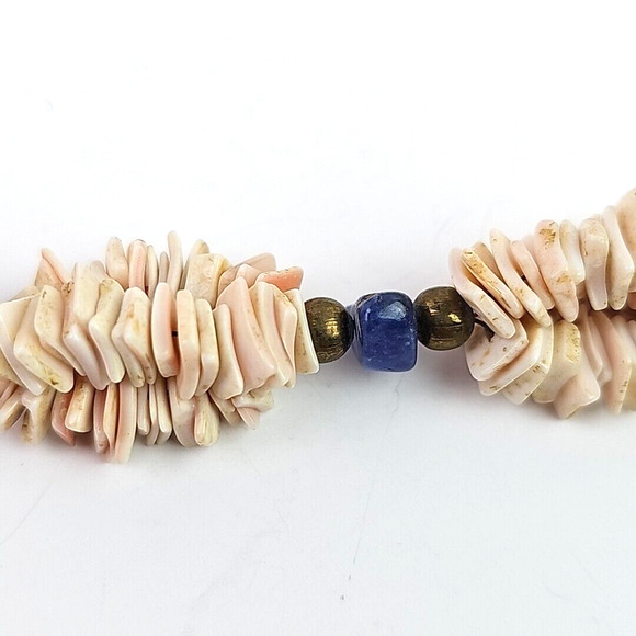 Sea Shell Necklace Light Pink with Dark Blue Nuggets Gold Tone Spacers 17 Inch - Picture 4 of 8